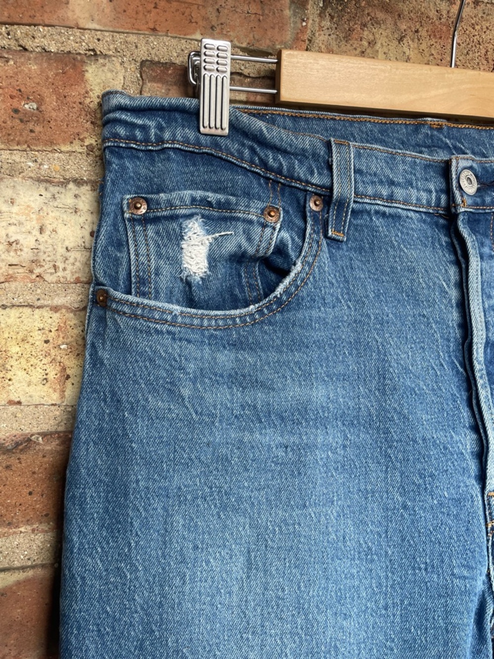 Levi's Original 501 Jeans - Picture 6 of 13